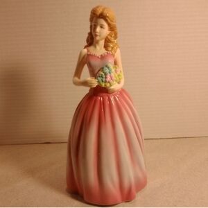 Royal Doulton Pretty Ladies Series Sandra 2007